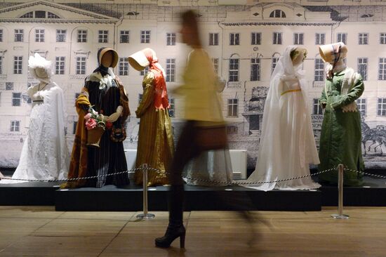 Открытие выставки "Мода Пушкинского времени"