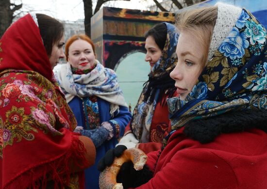 Празднование Широкой Масленицы в Москве