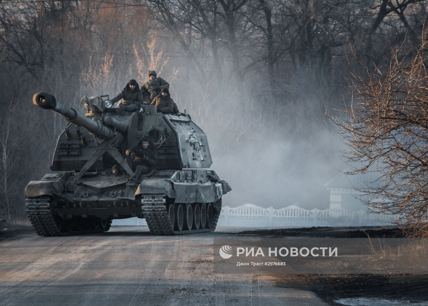 Самоходная артиллерийская установка "МСТА-С" ополчения ДНР