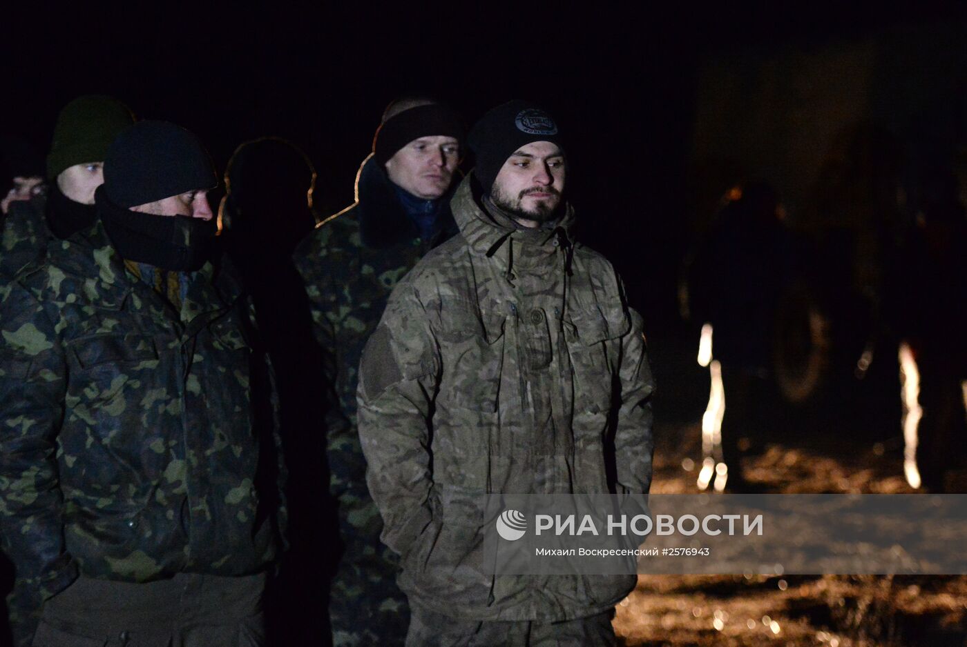 Обмен пленными между ополченцами ДНР, ЛНР и украинскими силовикам