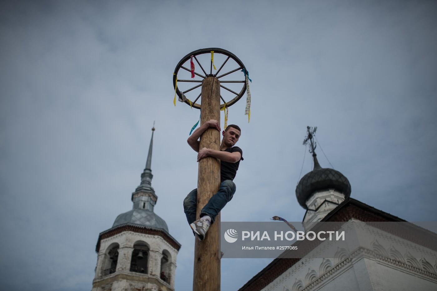 Празднование Масленицы в Суздале