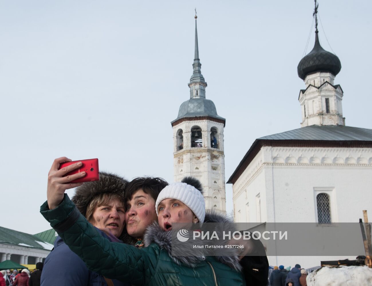 Празднование Масленицы в Суздале