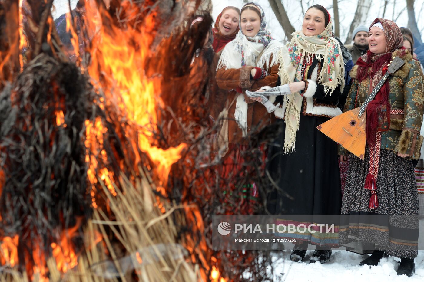 Празднование Масленицы в регионах России