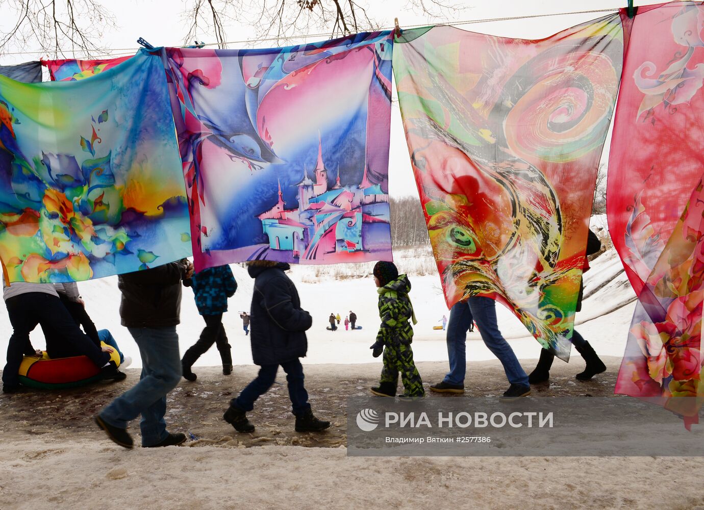 Празднование Масленицы в Суздале