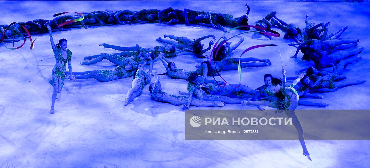 Гала-концерт участниц турнира Гран-при по художественной гимнастике в Москве