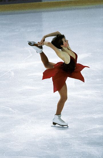 Фигуристка Ирина Слуцкая