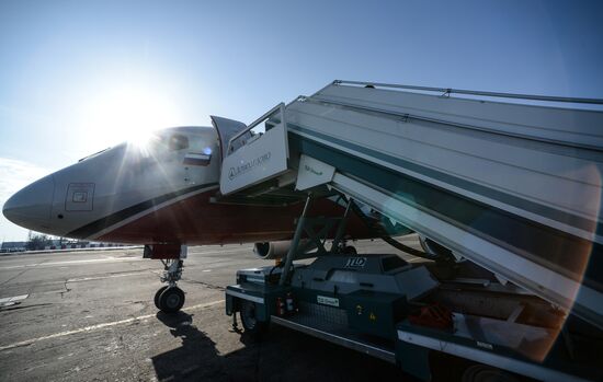 Передача в эксплуатацию самолета SSJ-100 авиакомпании Red Wings