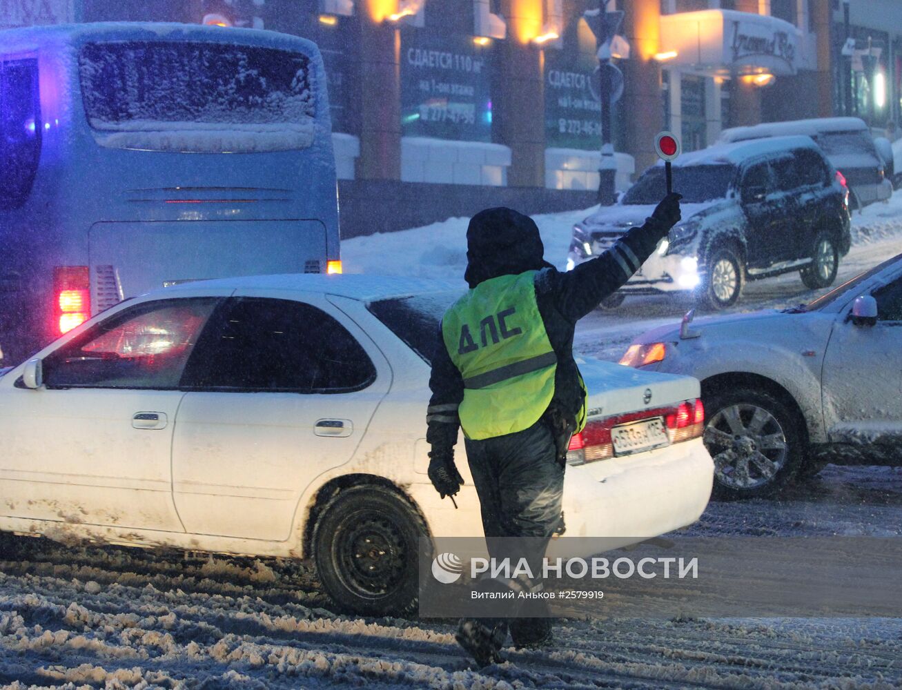 Снегопад во Владивостоке