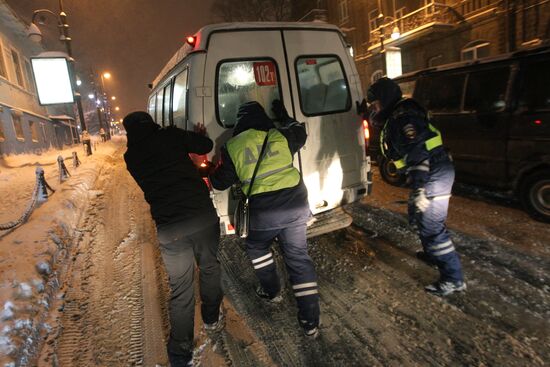 Снегопад во Владивостоке