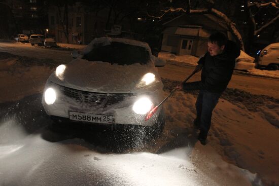 Снегопад во Владивостоке