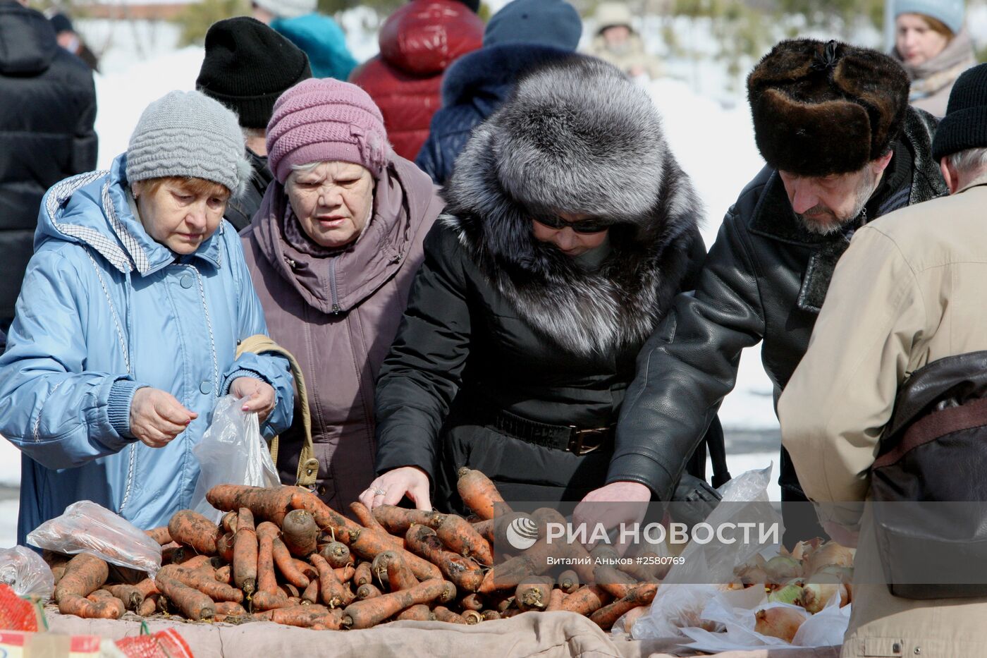 Общегородская продовольственная ярмарка во Владивостоке