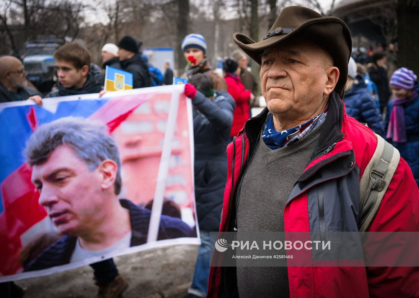 Траурное шествие в память о политике Б.Немцове в Санкт-Петербурге