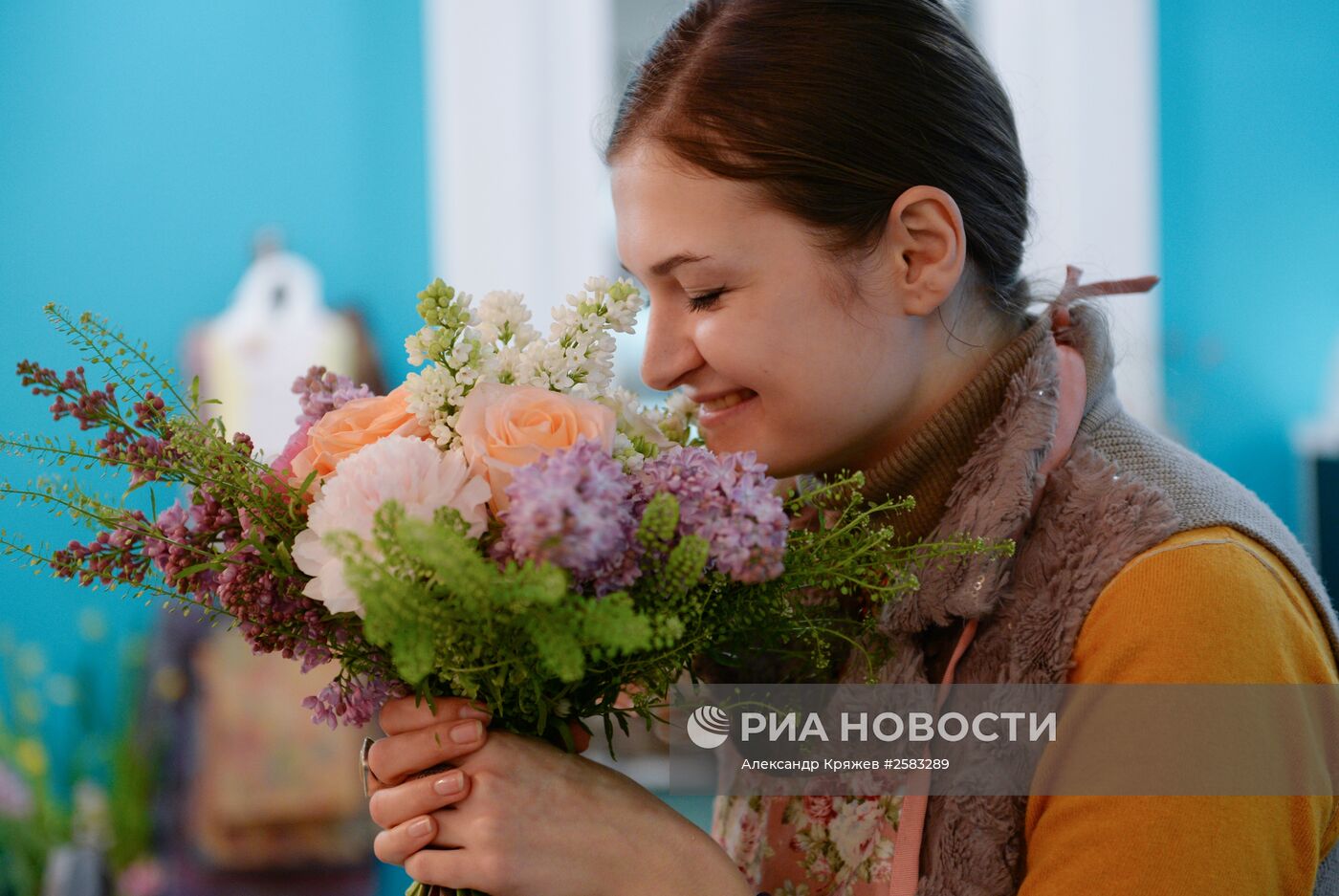 Продажа цветов в преддверии праздника 8 марта в Новосибирске
