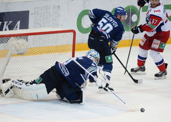 Хоккей. КХЛ. Матч "Динамо" (Москва) - "Локомотив"