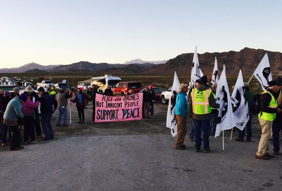Протесты около базы ВВС США Крич в Неваде против использования боевых беспилотников