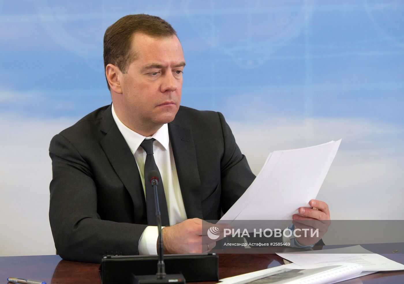 Премьер-министр РФ Д.Медведев посетил ОАО "Корпорация "Тактическое ракетное вооружение""