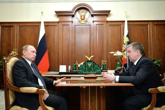 Президент РФ В.Путин встретился с главой Республики Карелия Александром Худилайненом