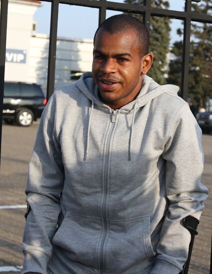 Жоаозиньо встретился с болельщиками ФК "Краснодар" перед операцией в Германии