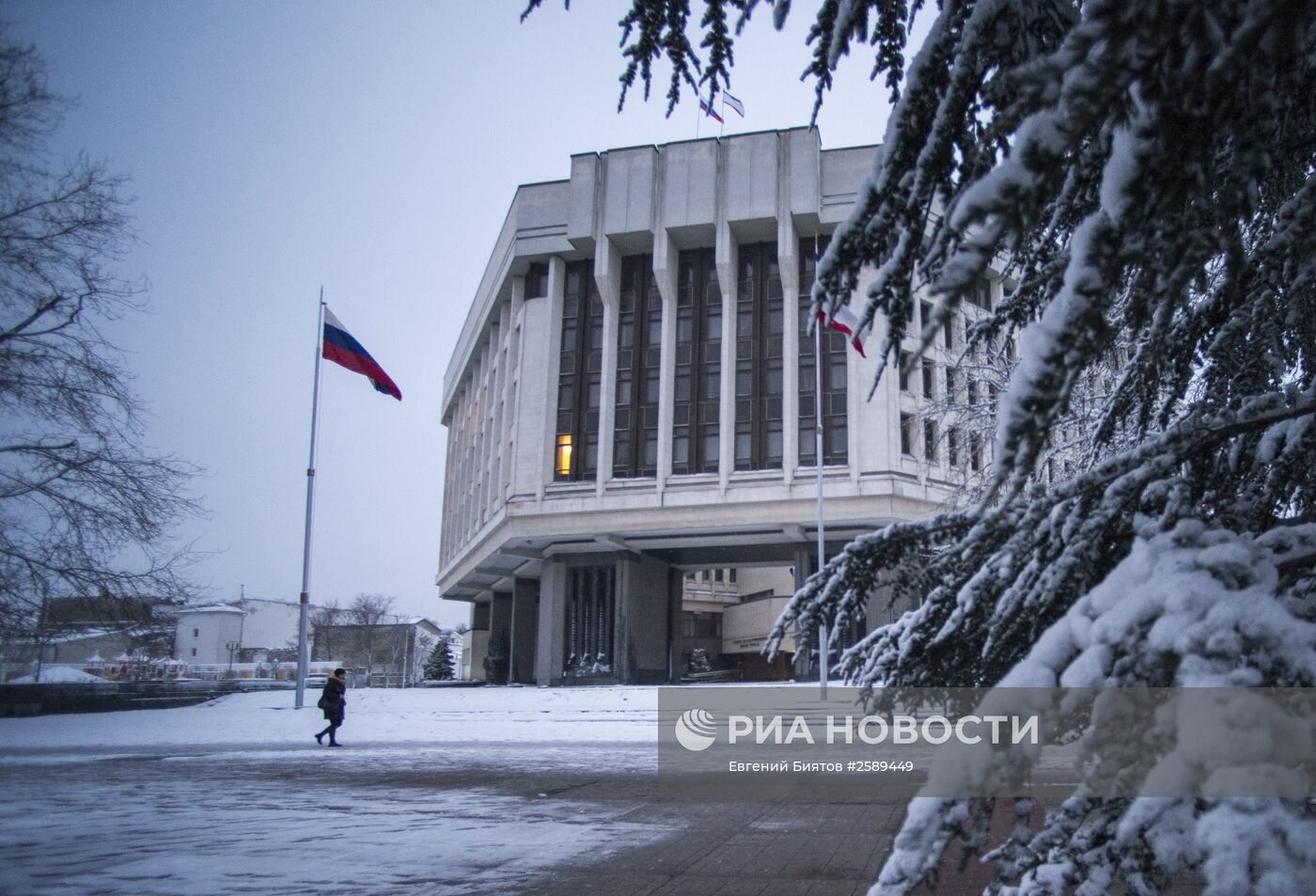 Снегопад в Симферополе