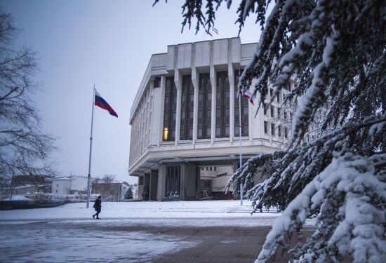 Снегопад в Симферополе