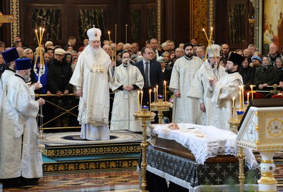 Отпевание писателя Валентина Распутина в храме Христа Спасителя