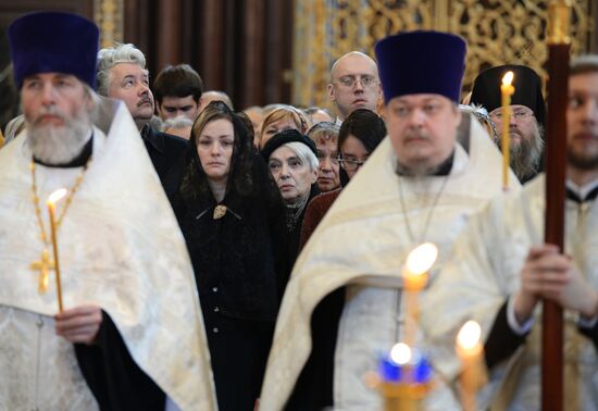 Отпевание писателя Валентина Распутина в храме Христа Спасителя