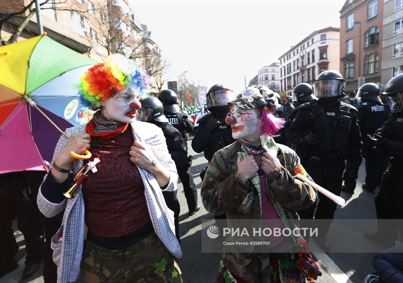 Акция против открытия во Франкфурте-на-Майне нового офиса ЕЦБ