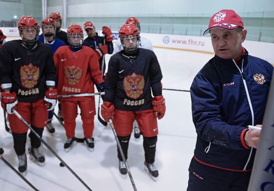 Хоккей. Тренировка женской сборной России