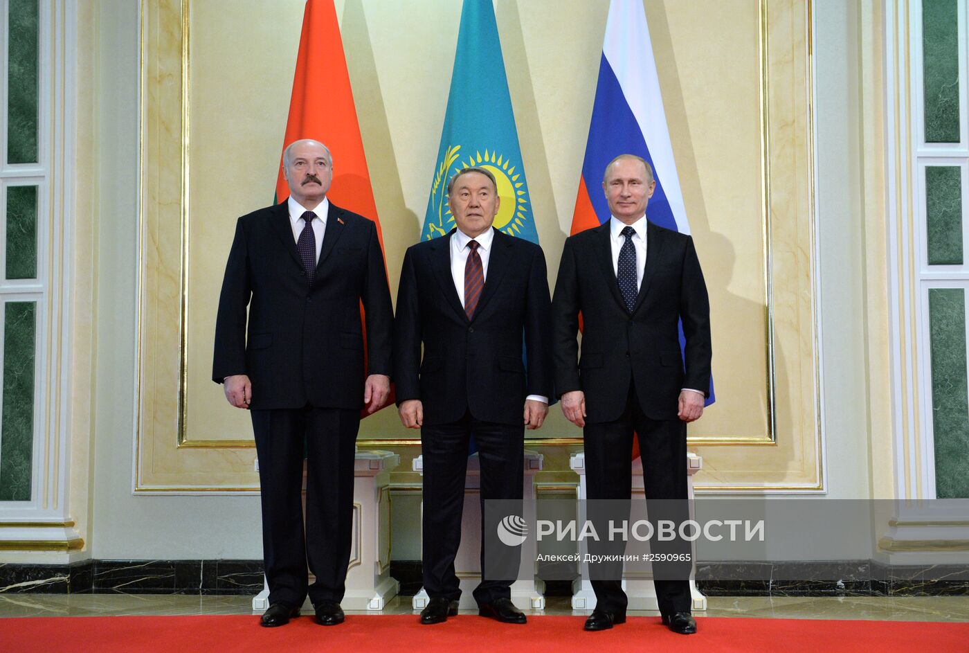 Рабочая поездка президента РФ В.Путина в Казахстан