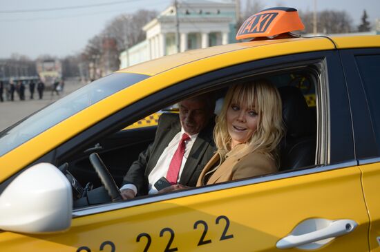 Благотворительная акция в рамках праздника "День московского такси"
