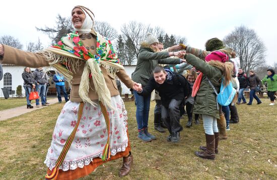 Белорусский народный праздник "Зазывание весны"