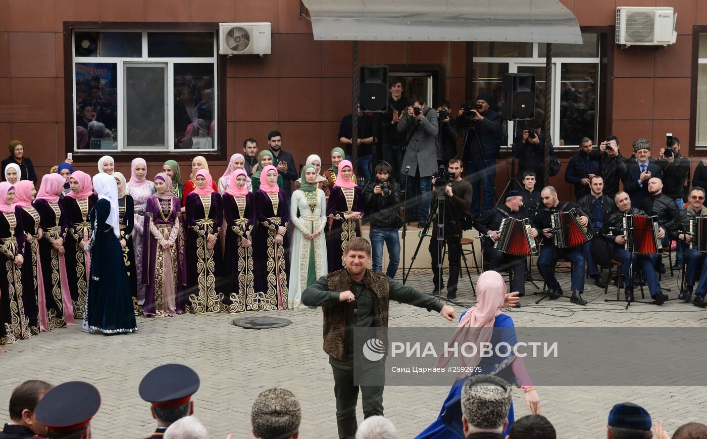 Празднование Дня конституции в Грозном