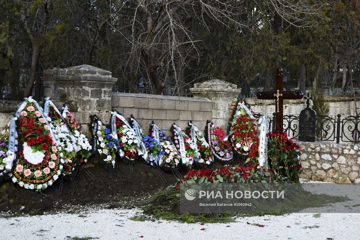 Предположительно могила сына Виктора Януковича на воинском кладбище в Севастополе