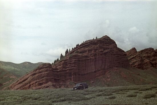 Красные скалы