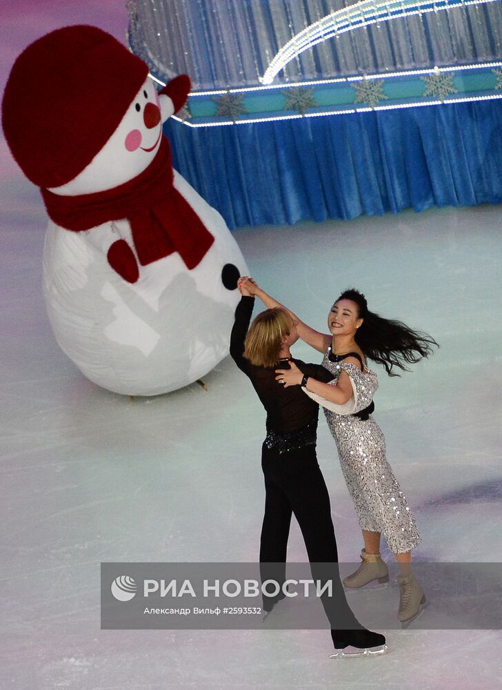 Церемония открытия чемпионата мира по фигурному катанию в Шанхае