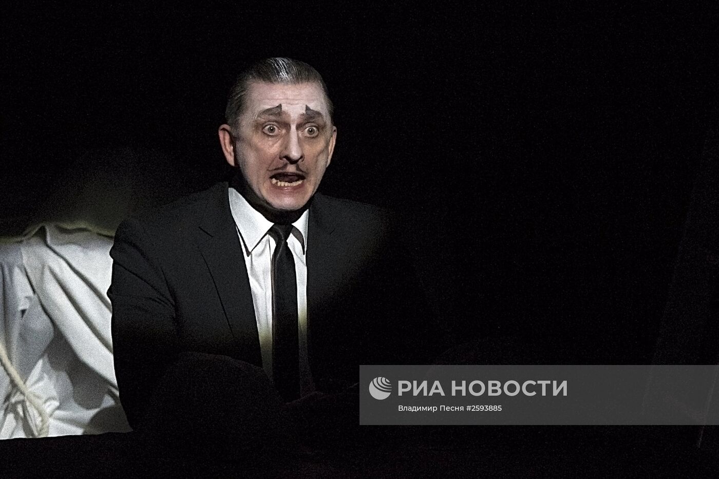 Спектакль "Алиса" БДТ имени Г.А.Товстоногова в Москве