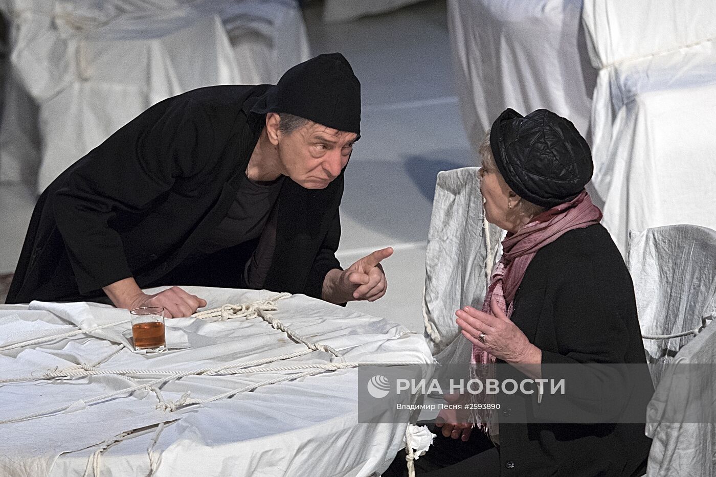 Спектакль "Алиса" БДТ имени Г.А.Товстоногова в Москве