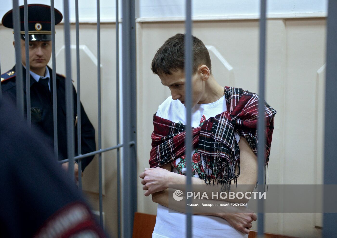 Рассмотрение жалобы на объединение двух уголовных дел против Н.Савченко