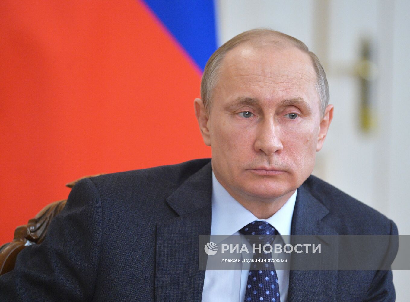 Президент РФ В.Путин встретился с интернет-предпринимателями и представителями ФРИИ