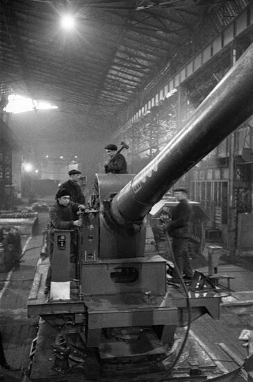 Ленинградский металлический завод