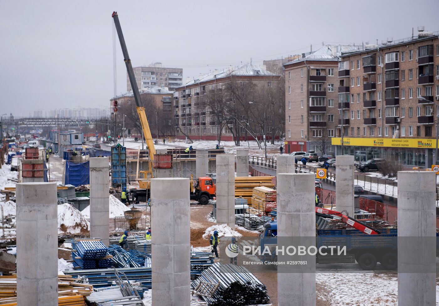 С.Собянин осмотрел ход строительства эстакады на Волоколамском шоссе