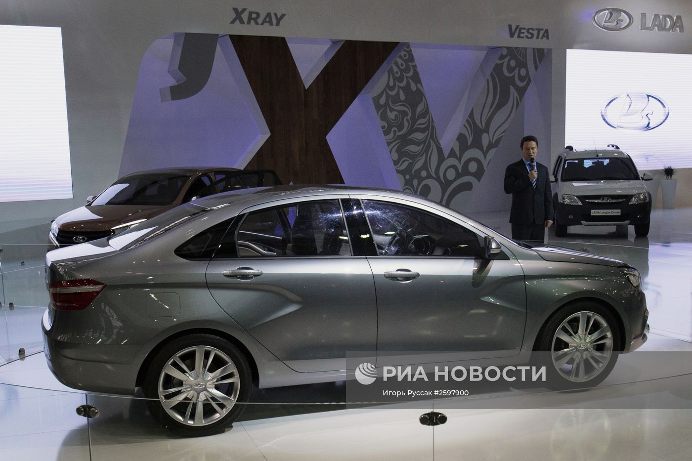 Международная автомобильная выставка "Мир автомобиля"