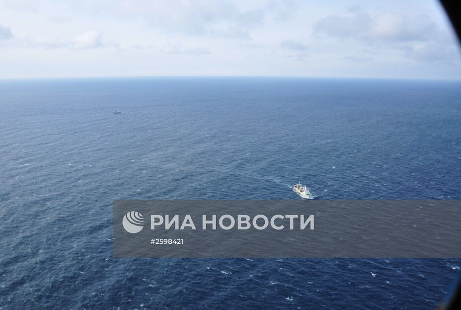 Крушение траулера "Дальний Восток" в Охотском море