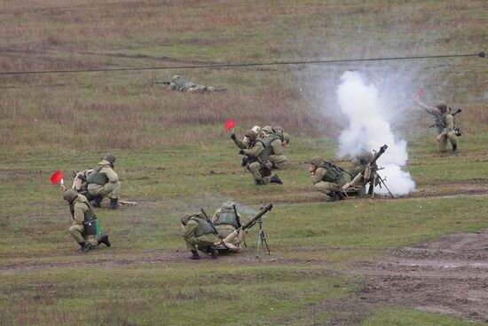 Учения подразделений внутренних войск по ликвидации бандформирований