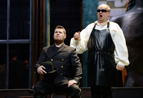 Прогон оперы А.Маноцкова "Титий Безупречный" в постановке режиссера В.Мирзоева