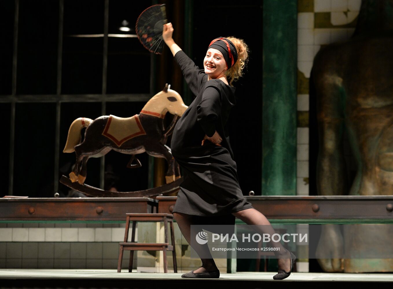 Прогон оперы А.Маноцкова "Титий Безупречный" в постановке режиссера В.Мирзоева