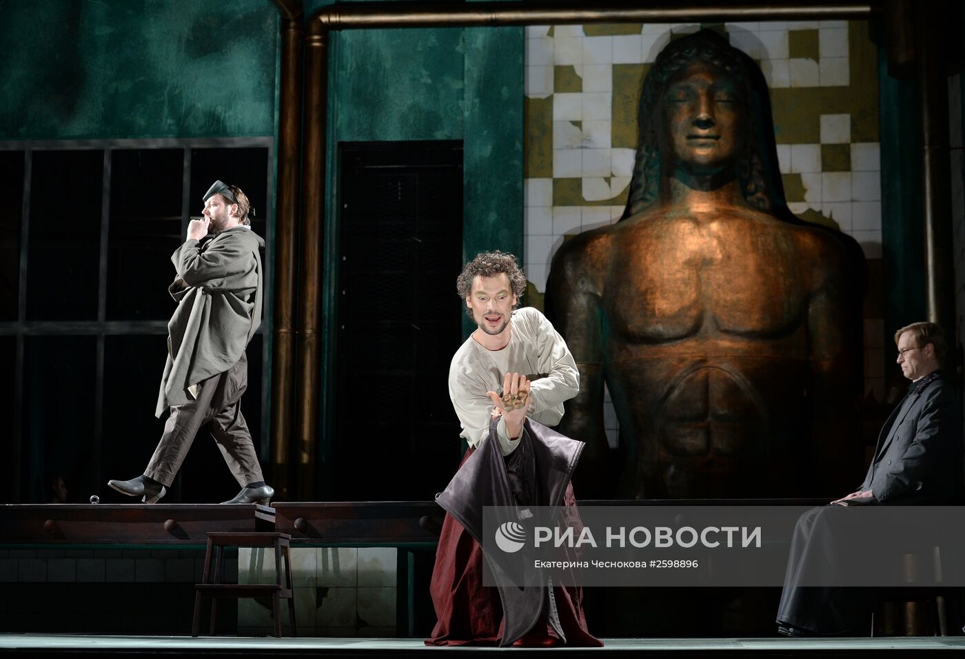 Прогон оперы А.Маноцкова "Титий Безупречный" в постановке режиссера В.Мирзоева