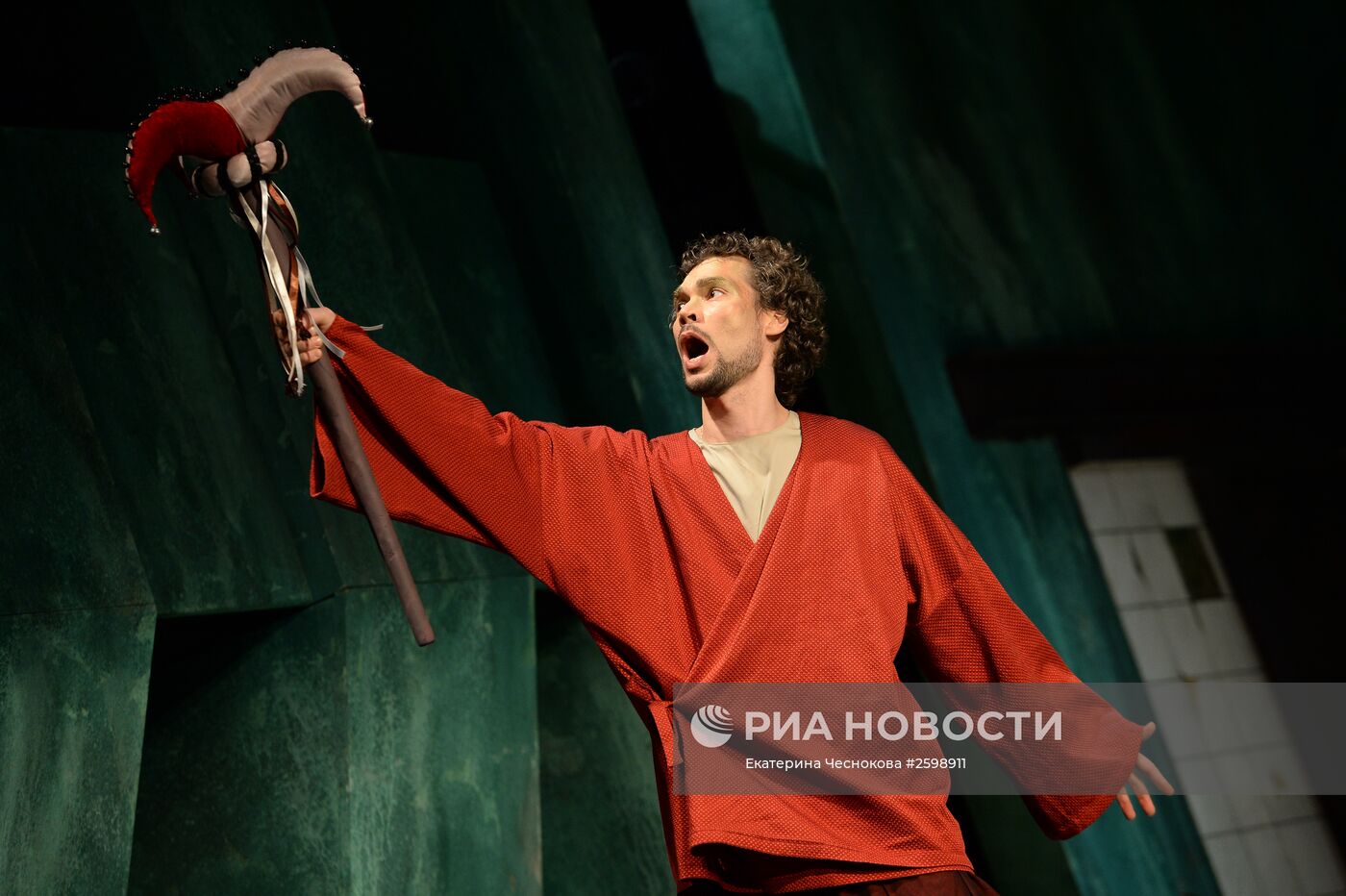 Прогон оперы А.Маноцкова "Титий Безупречный" в постановке режиссера В.Мирзоева