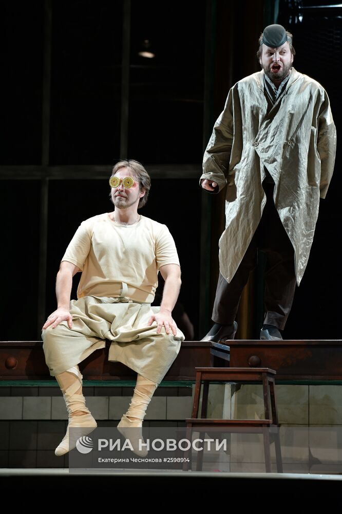 Прогон оперы А.Маноцкова "Титий Безупречный" в постановке режиссера В.Мирзоева