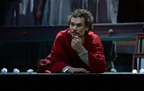 Прогон оперы А.Маноцкова "Титий Безупречный" в постановке режиссера В.Мирзоева